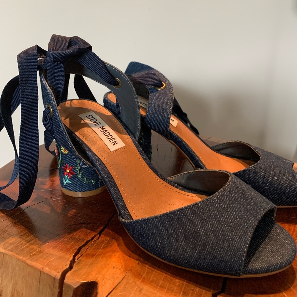Steve Madden Denim Embroidered Heels
